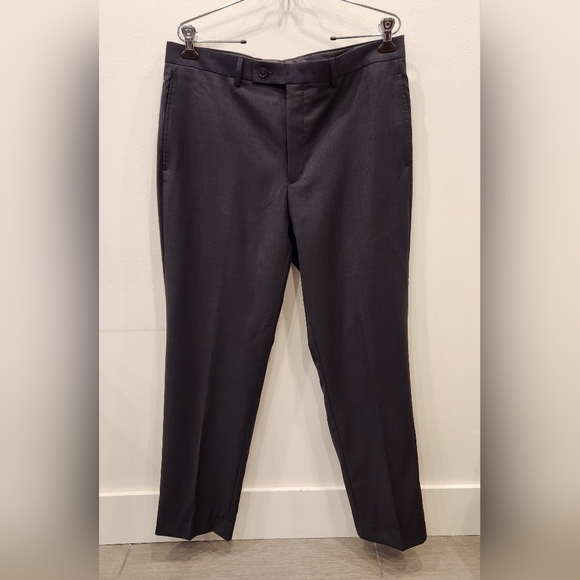 HP ⭐️ Calvin Klein Two-Piece Suit, Charcoal Grey, Size US 40 R - Picture 4 of 12